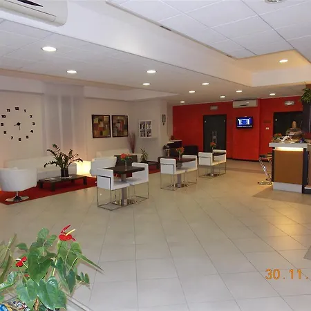 David Hotel Sesto Calende