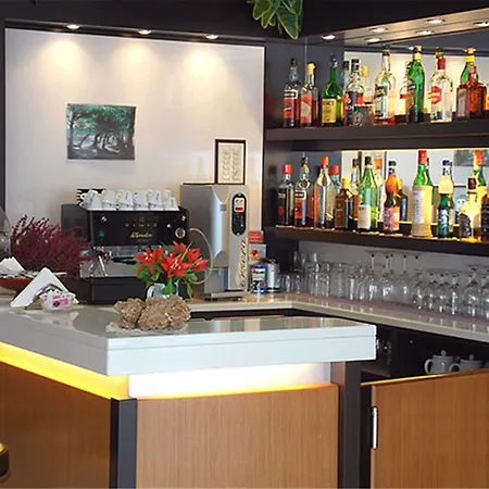 David Hotel