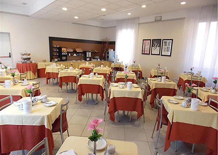 David Hotel Sesto Calende